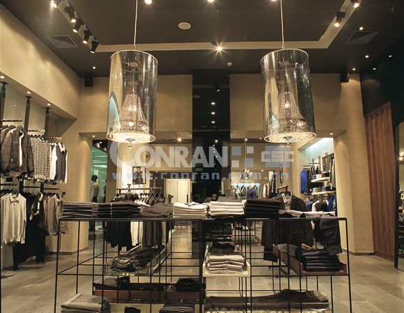 綾致時(shí)裝（SELECTED）深圳專賣店裝修