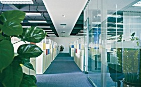 深圳南山億康姆斯公司辦公室裝修